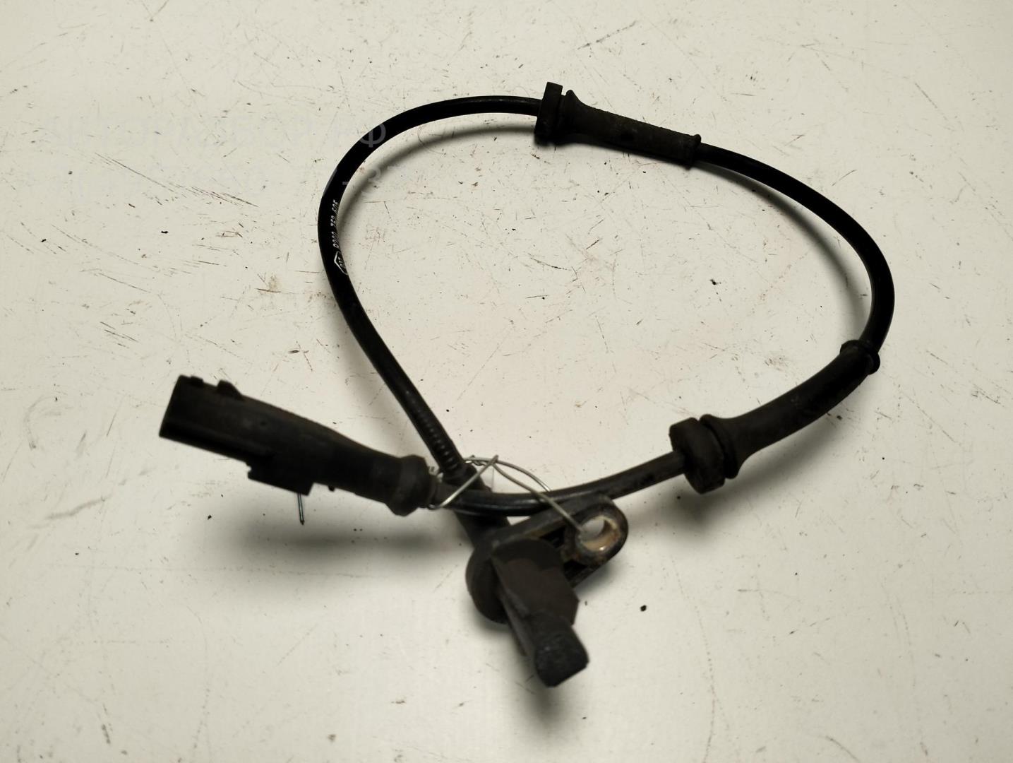 Датчик ABS задний