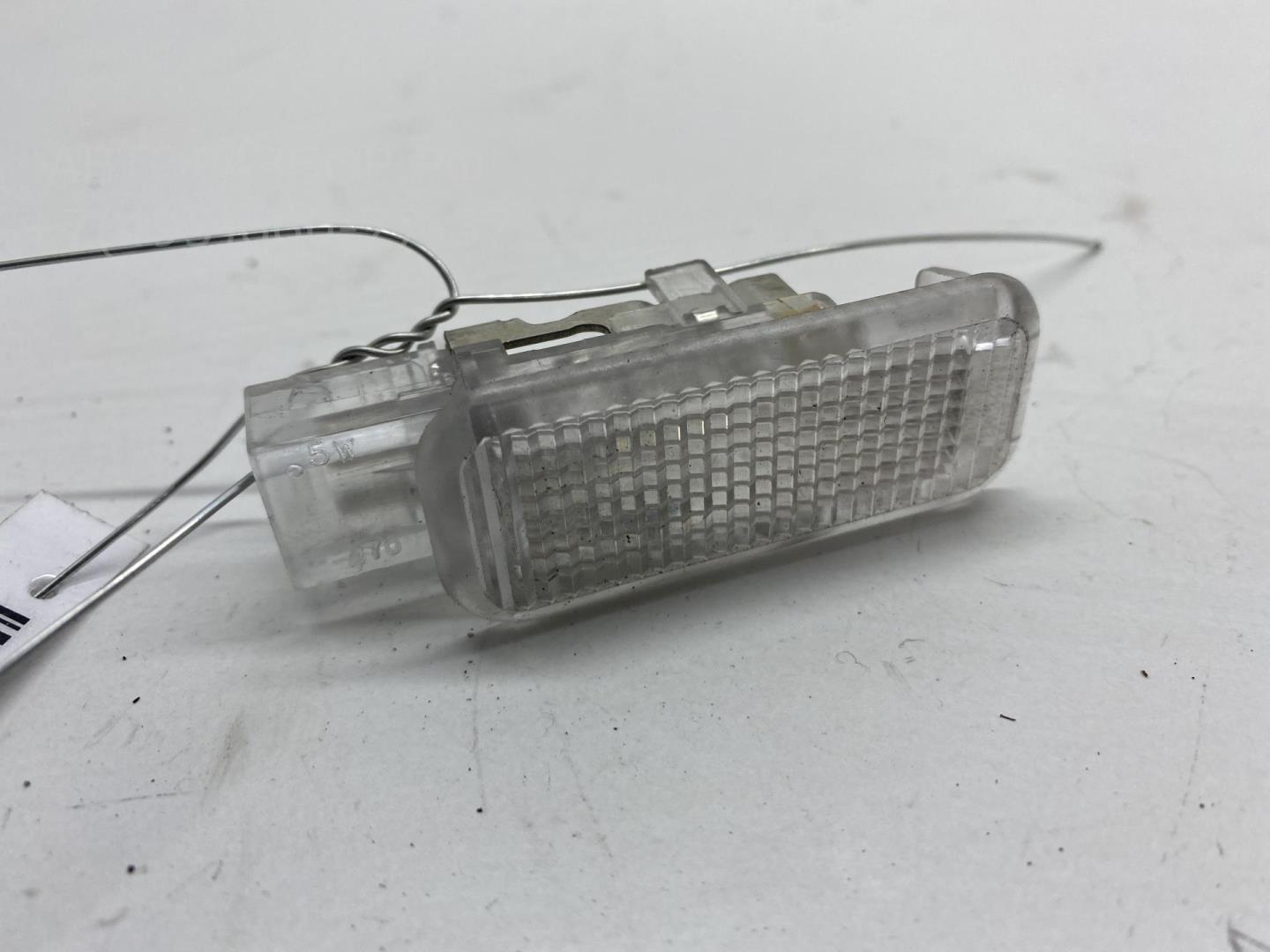 Плафон салонный