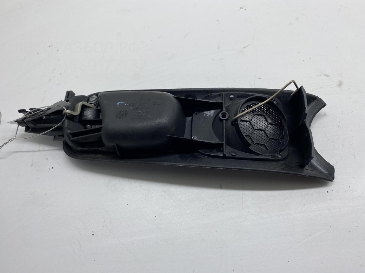 Ручка двери передней внутренняя правая