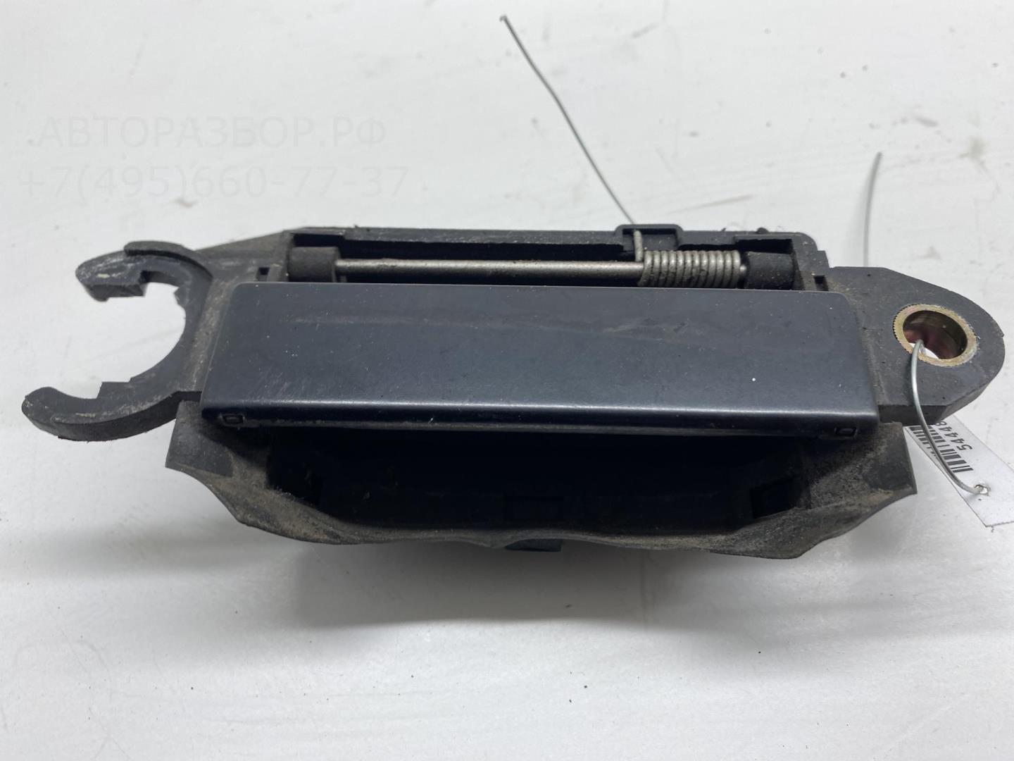 Ручка двери передней наружная правая