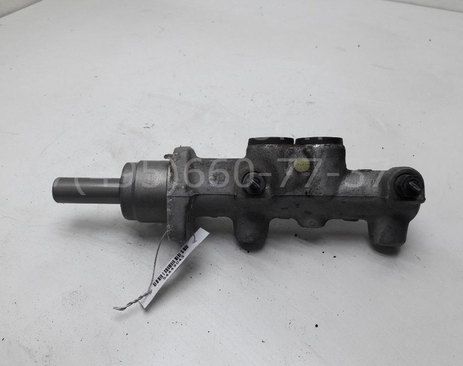 Цилиндр тормозной главный