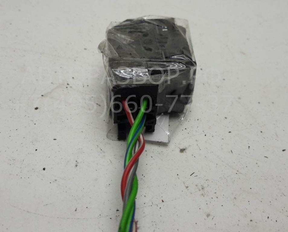 Кнопка стеклоподъемника