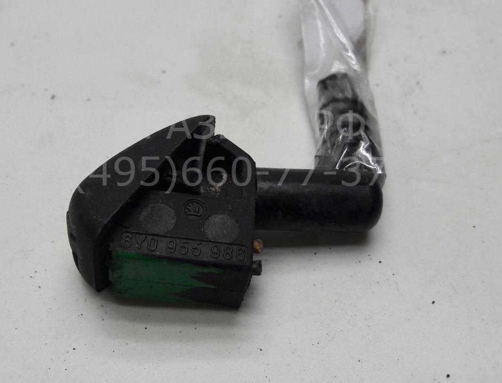 Форсунка омывателя лобового стекла