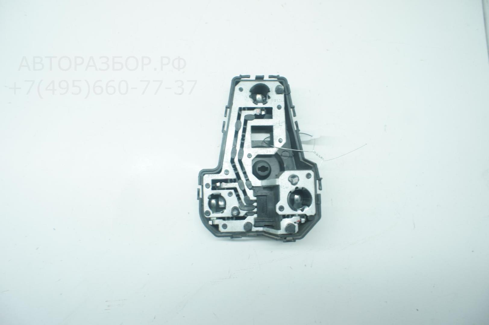 Плата заднего фонаря левого