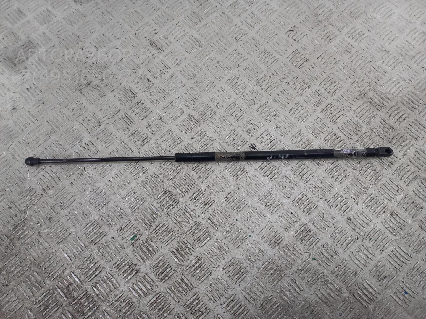 Амортизатор капота