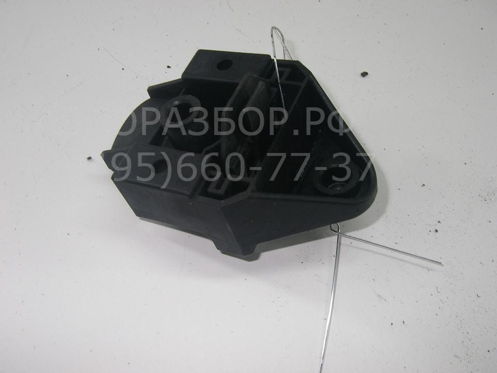 Кронштейн радиатора