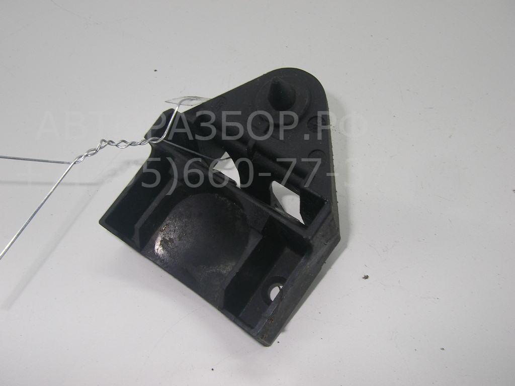 Кронштейн радиатора