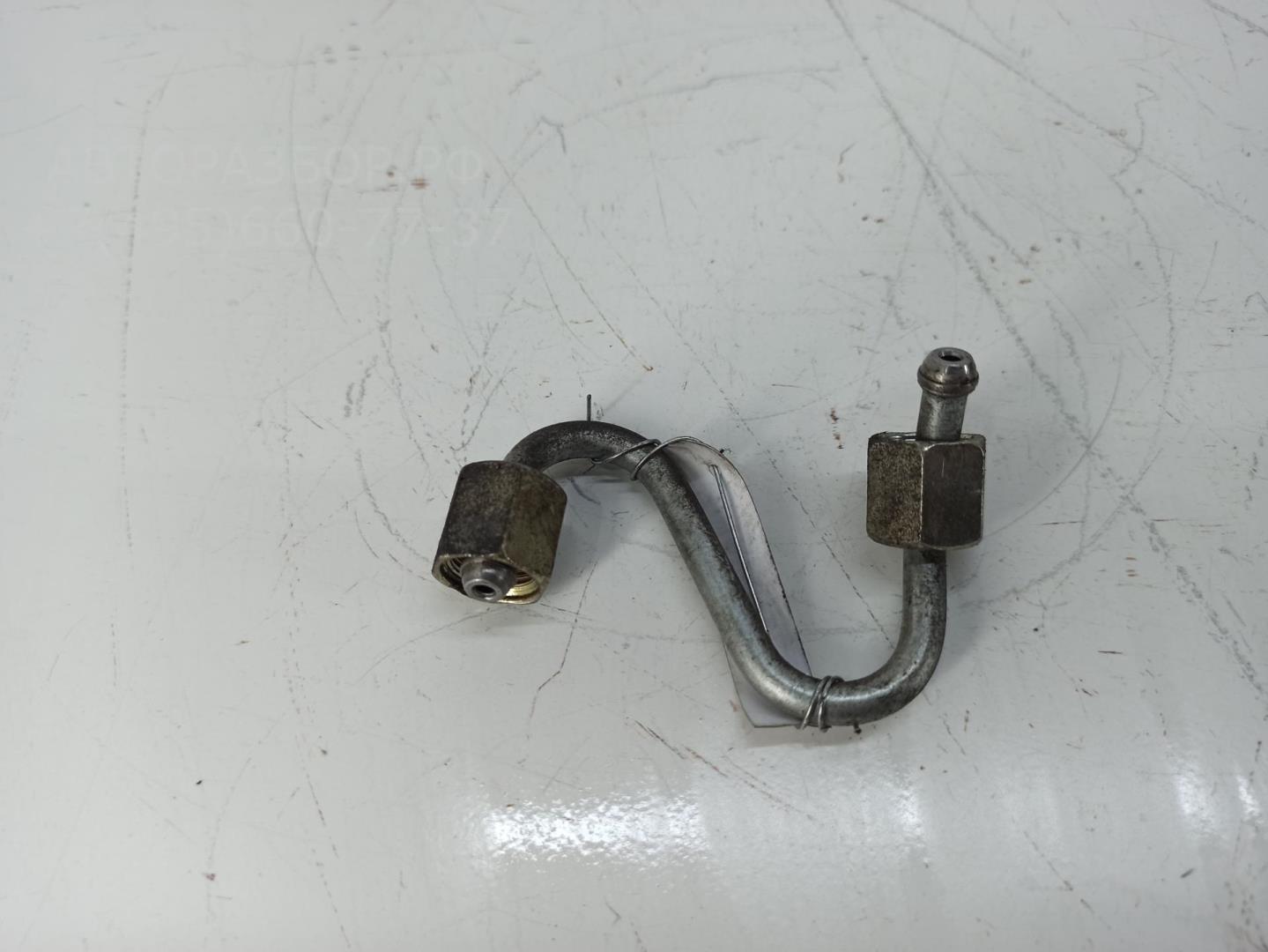 Трубка топливная