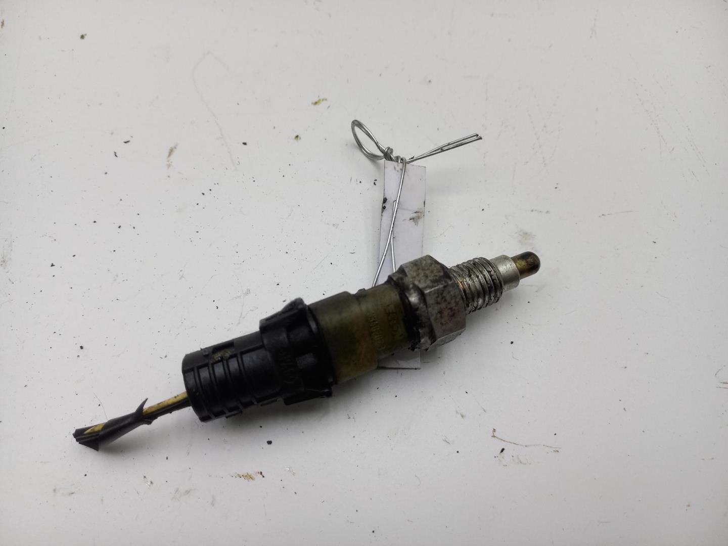 Датчик включения заднего хода