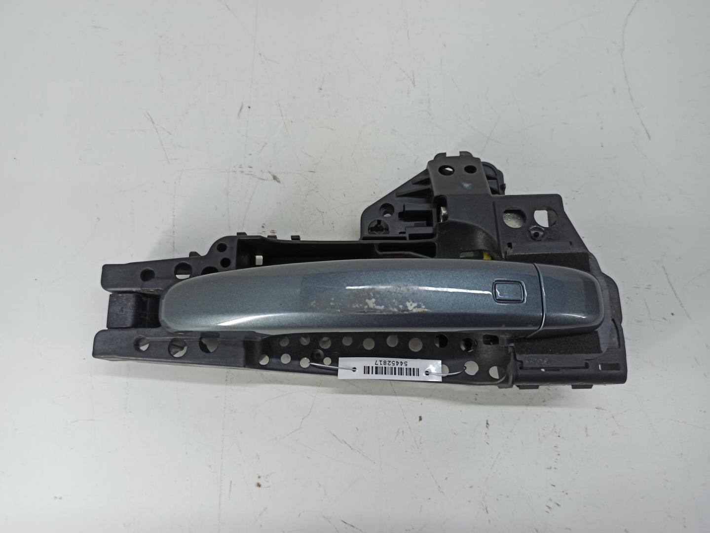 Ручка двери задней наружная правая