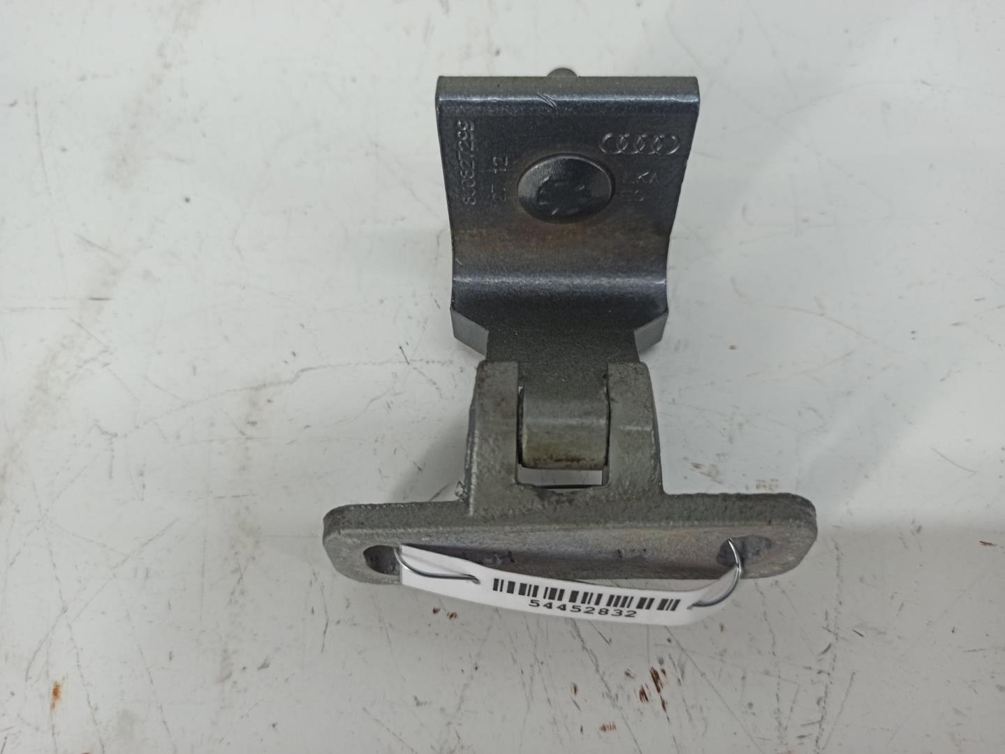 Замок багажника