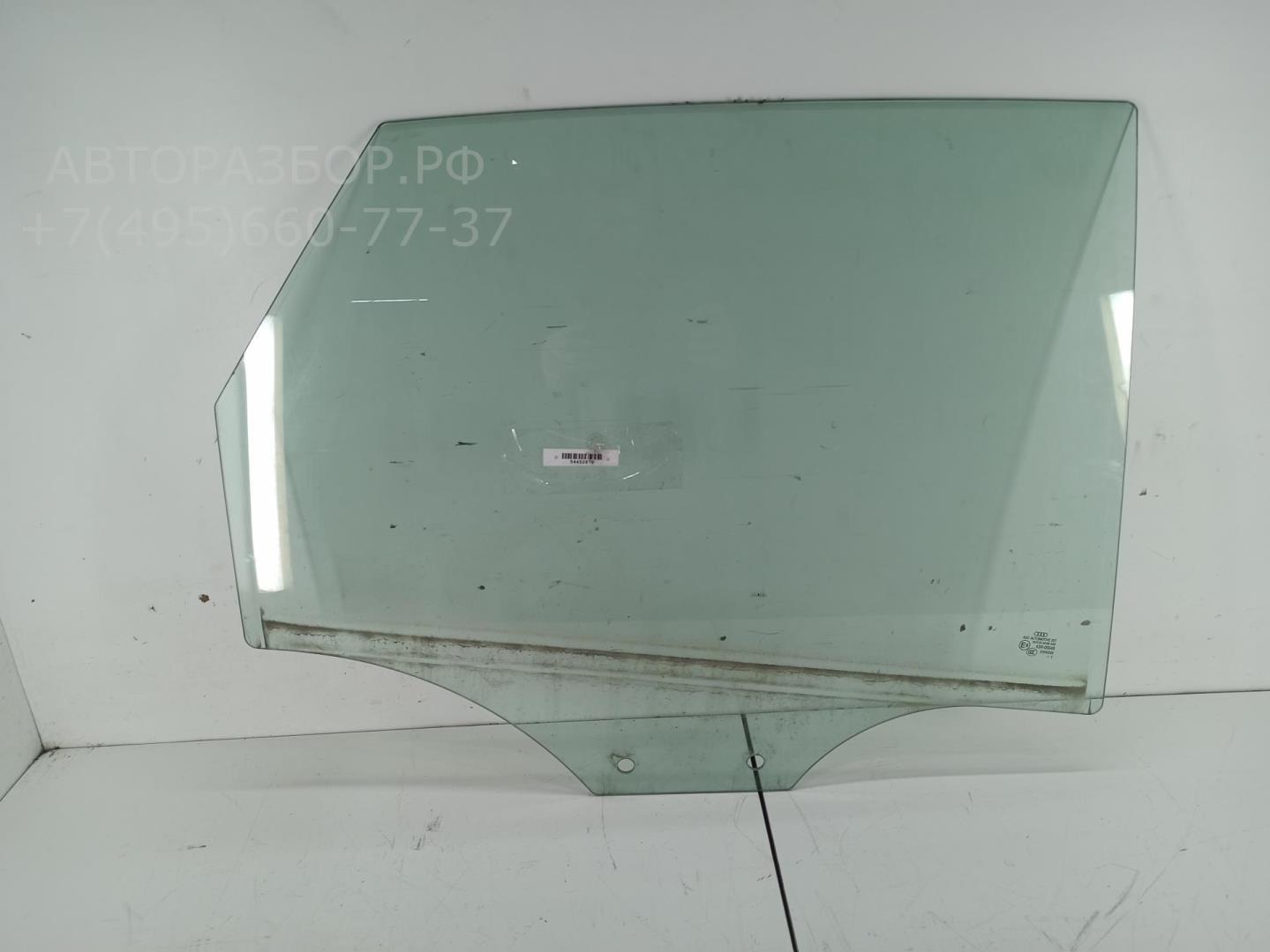 Стекло двери задней правой