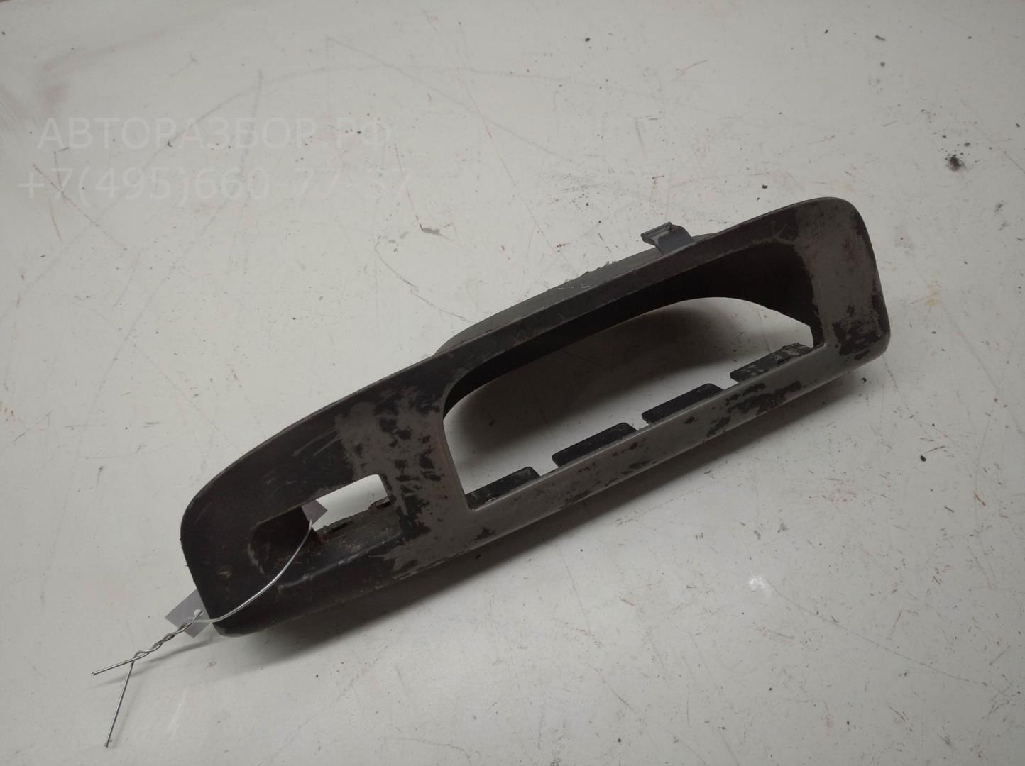 Ручка двери задней внутренняя правая