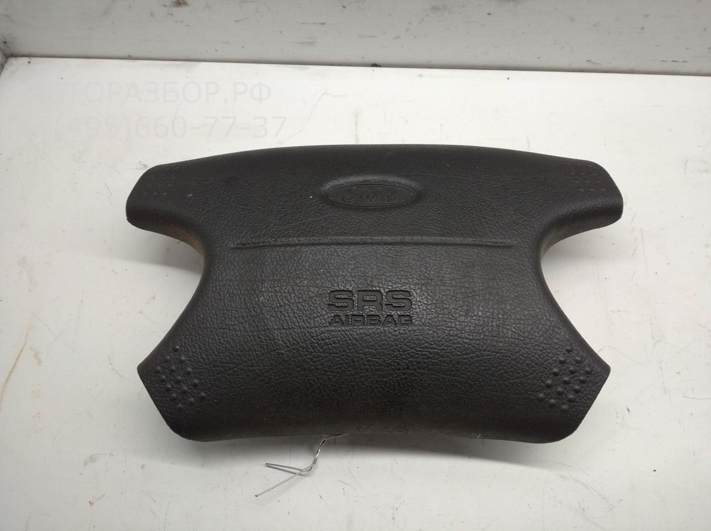 Подушка безопасности в рулевое колесо