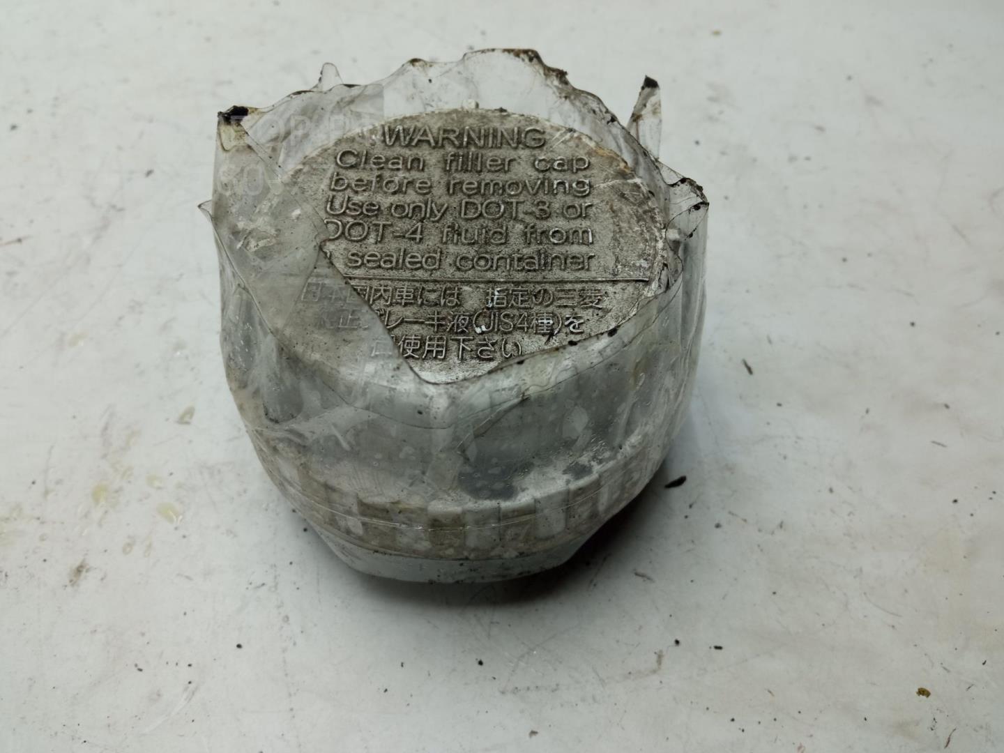 Крышка бачка тормозной жидкости