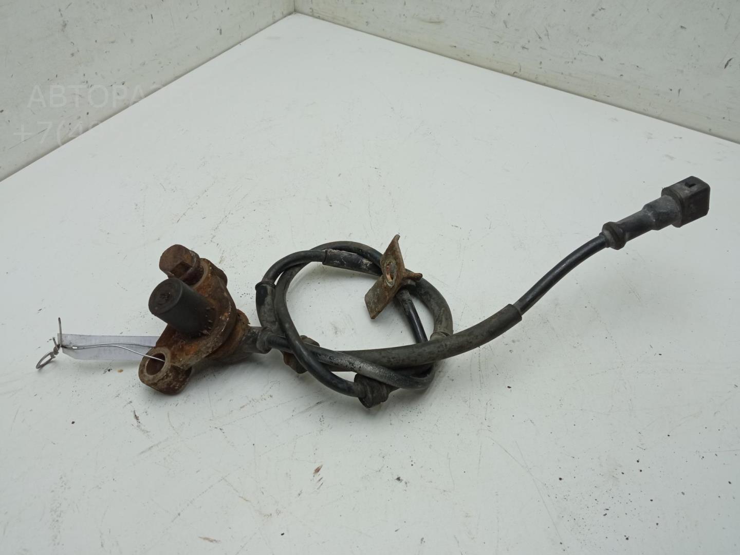 Датчик ABS задний