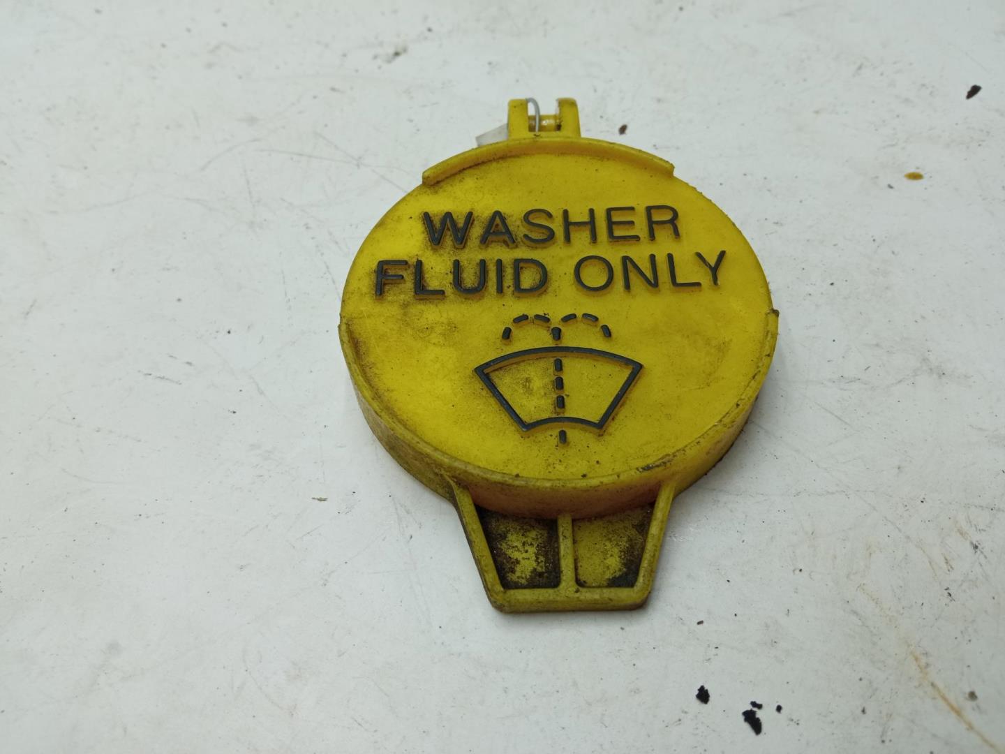 Крышка бачка омывателя