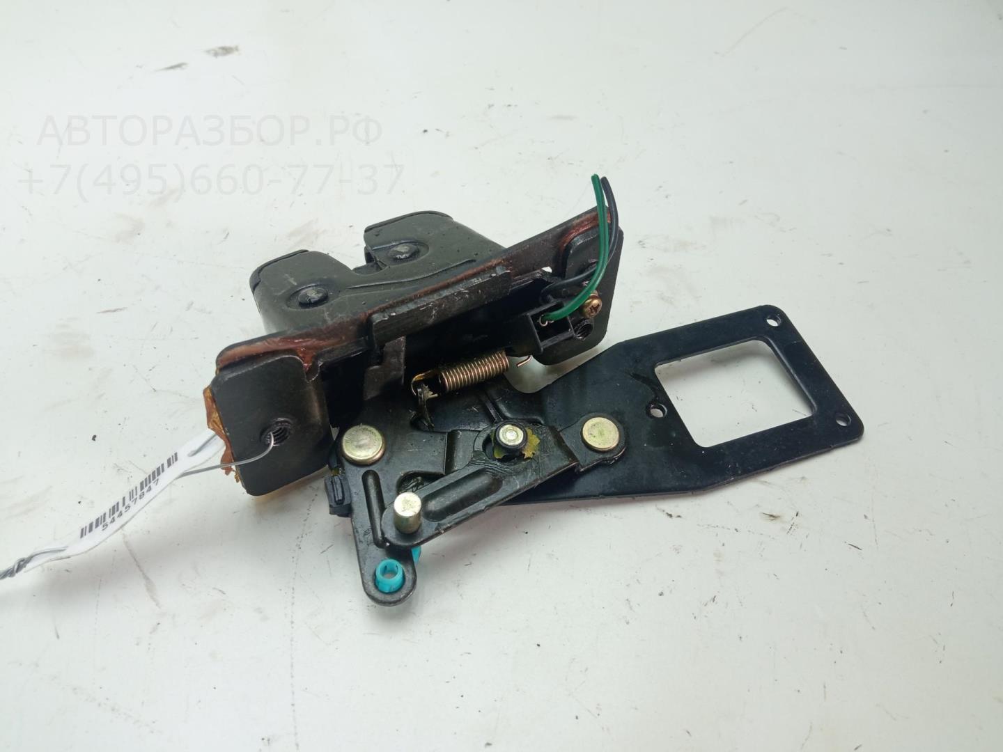 Замок багажника