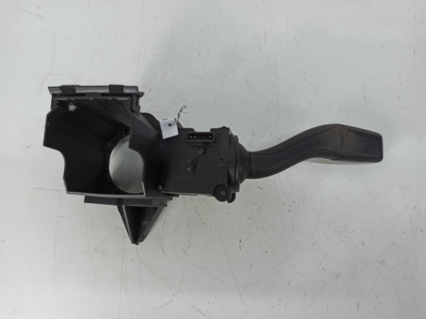 Переключатель поворотов подрулевой