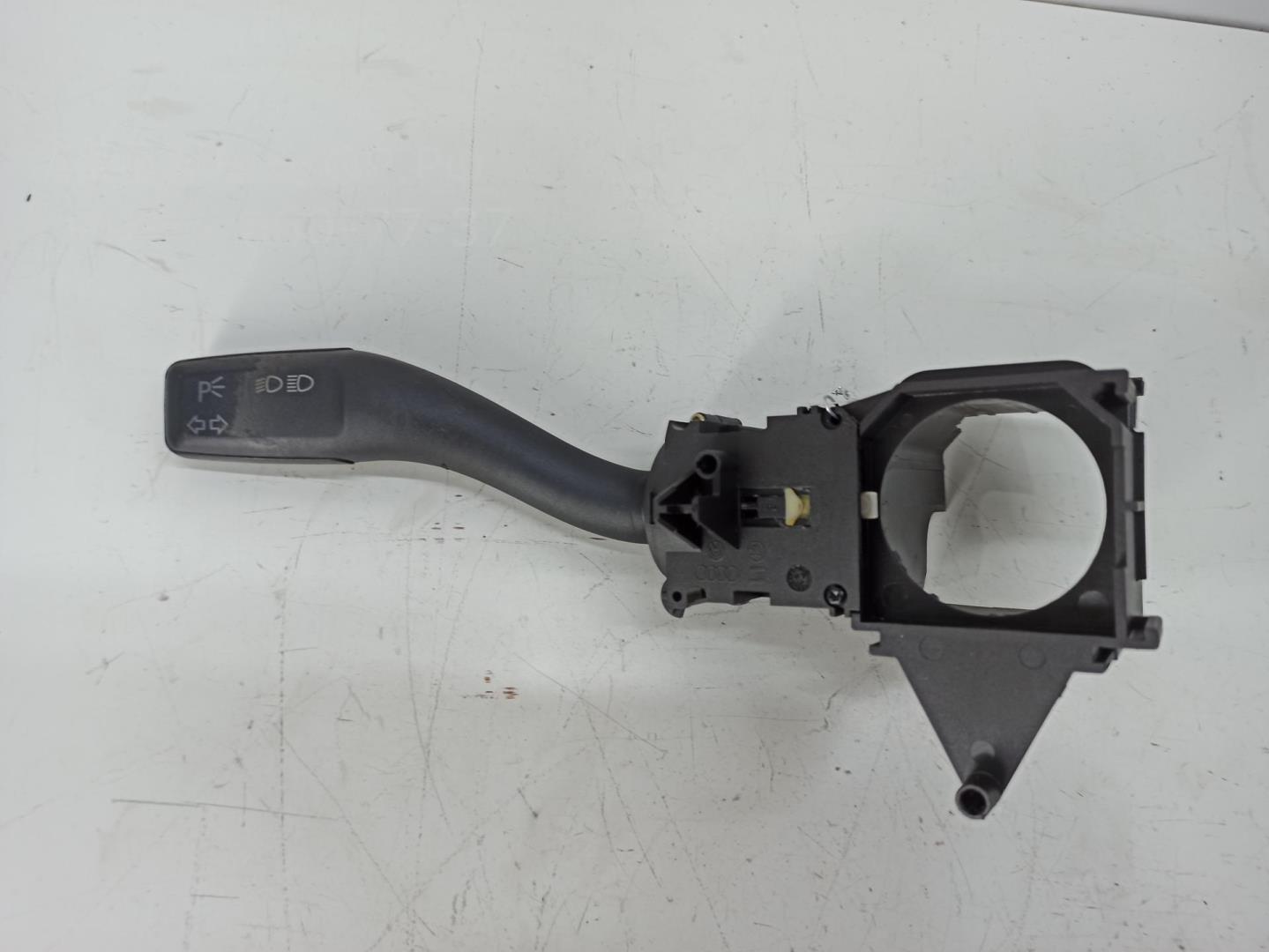 Переключатель поворотов подрулевой