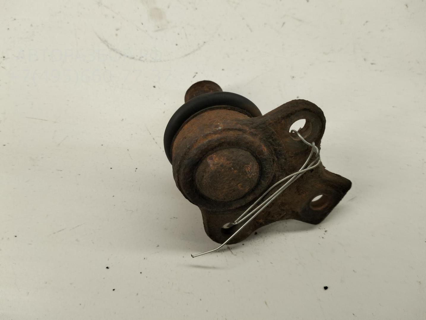 Опора шаровая правая