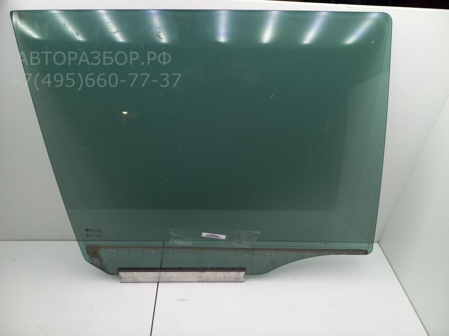 Стекло двери задней правой