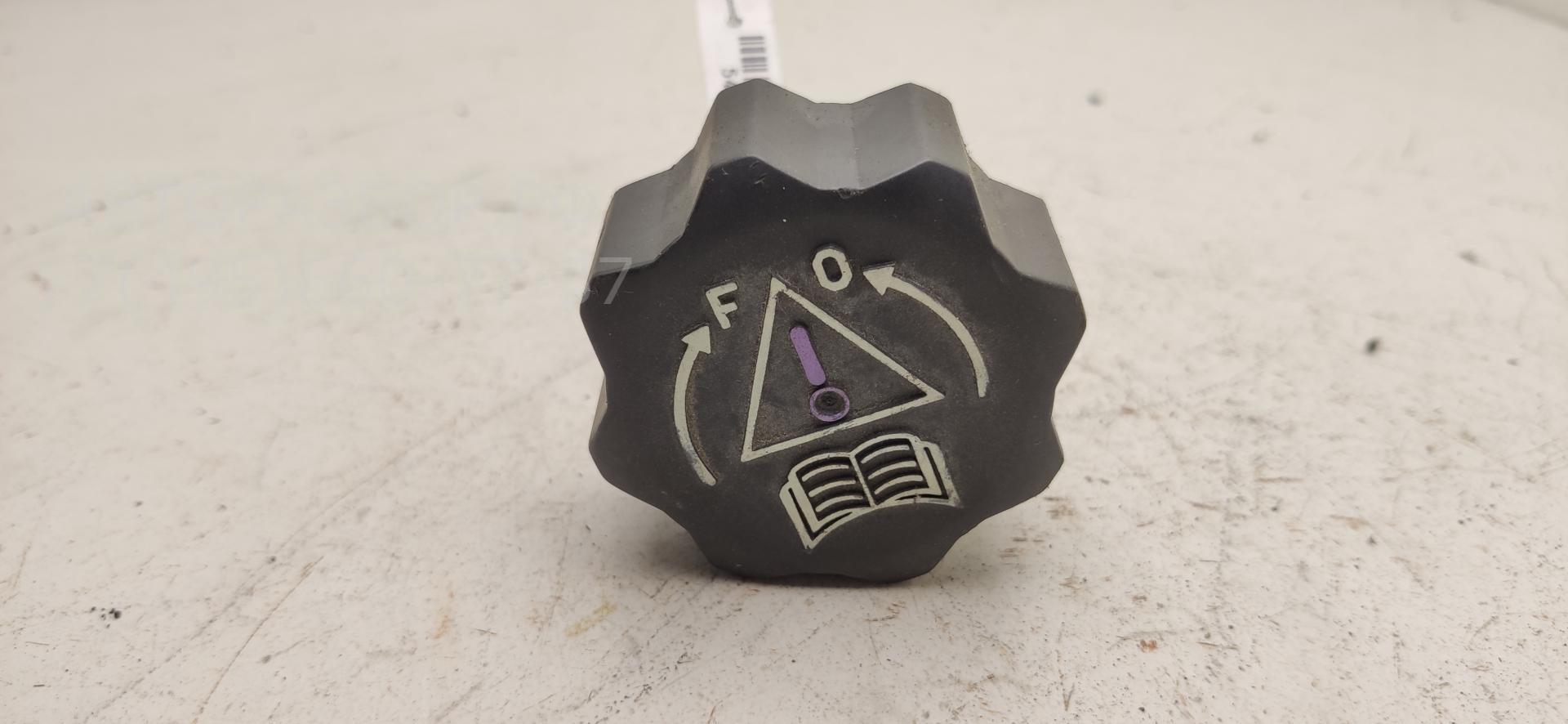 Крышка расширительного бачка