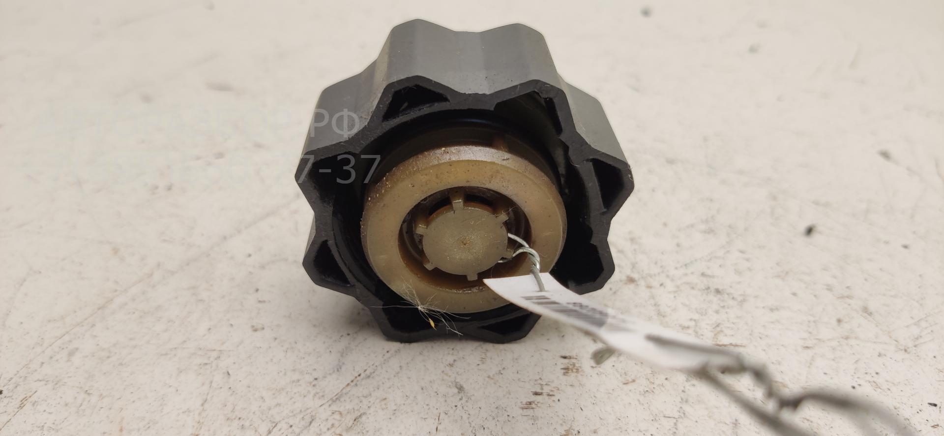 Крышка расширительного бачка