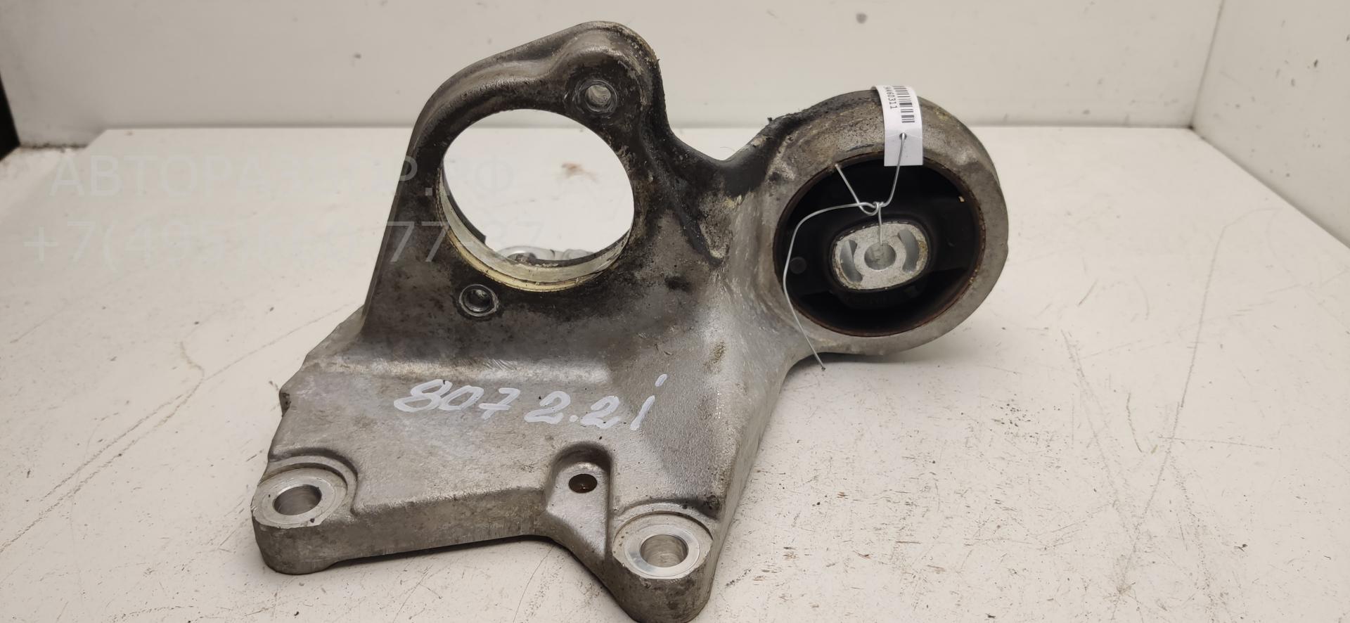 Опора двигателя