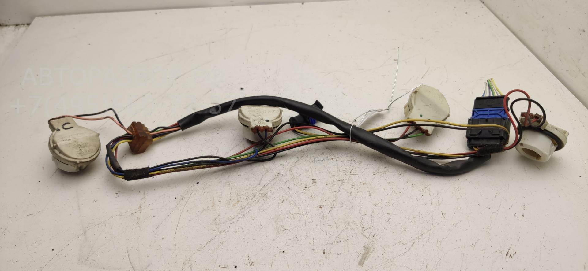 Плата заднего фонаря правого