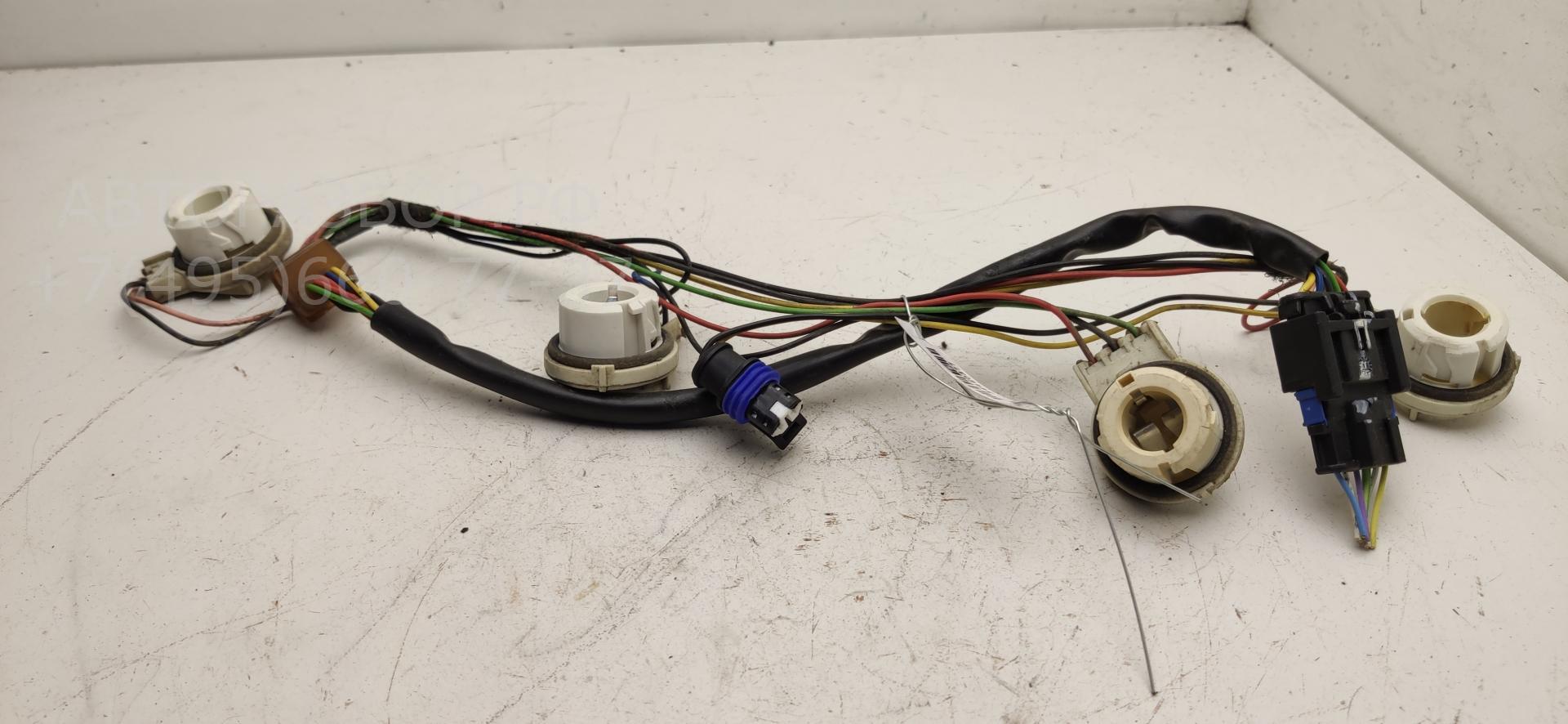 Плата заднего фонаря правого