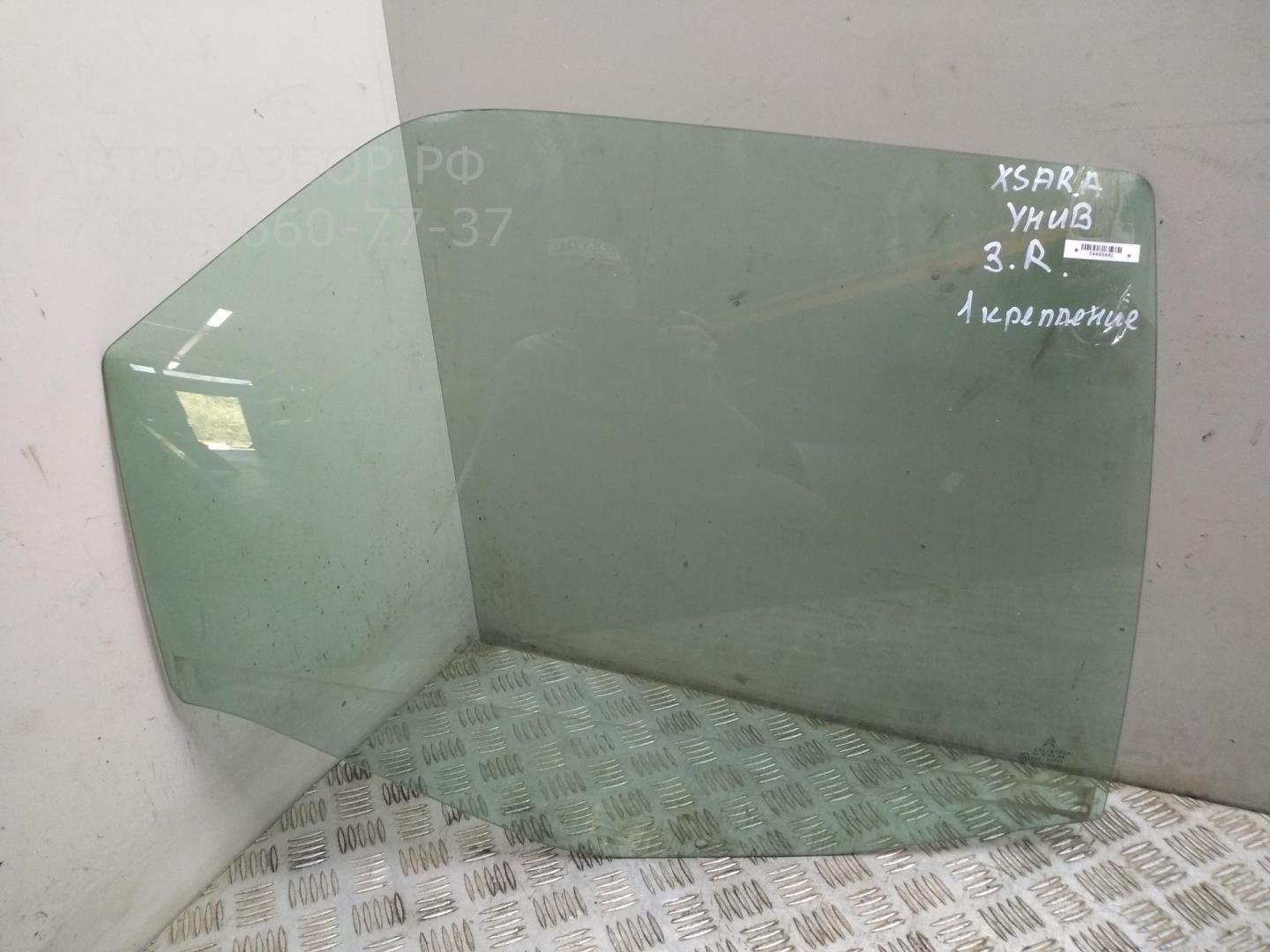 Стекло двери задней правой