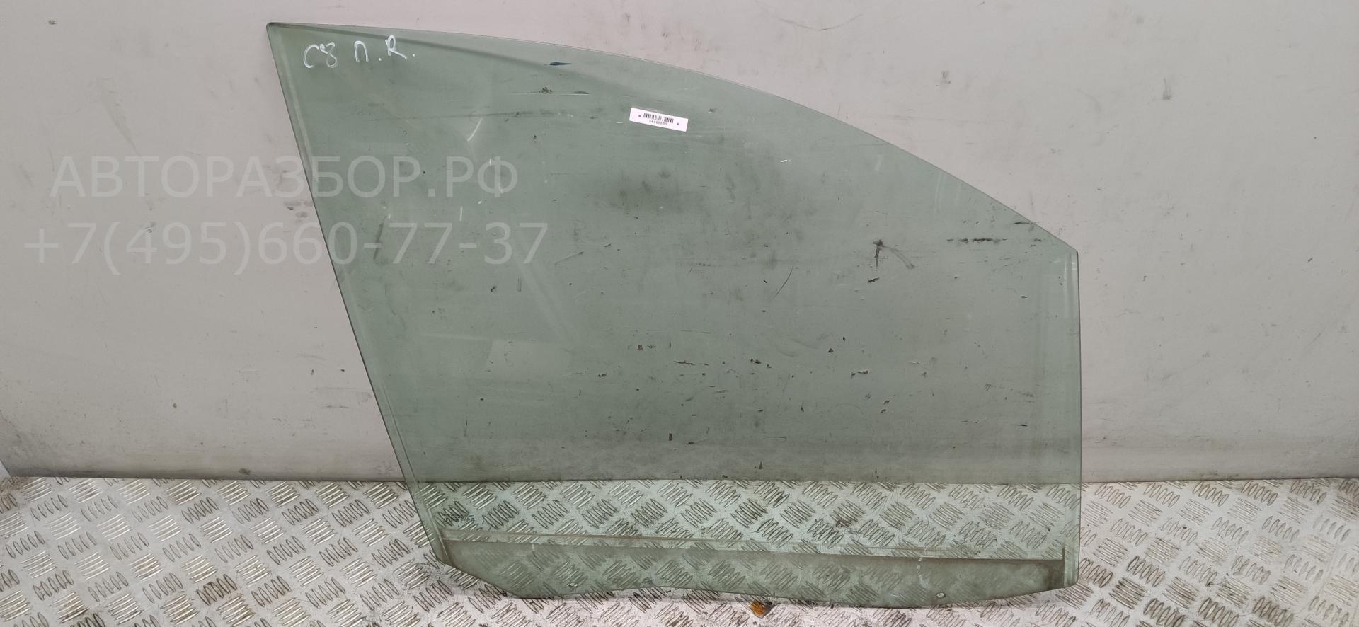 Стекло двери передней правой