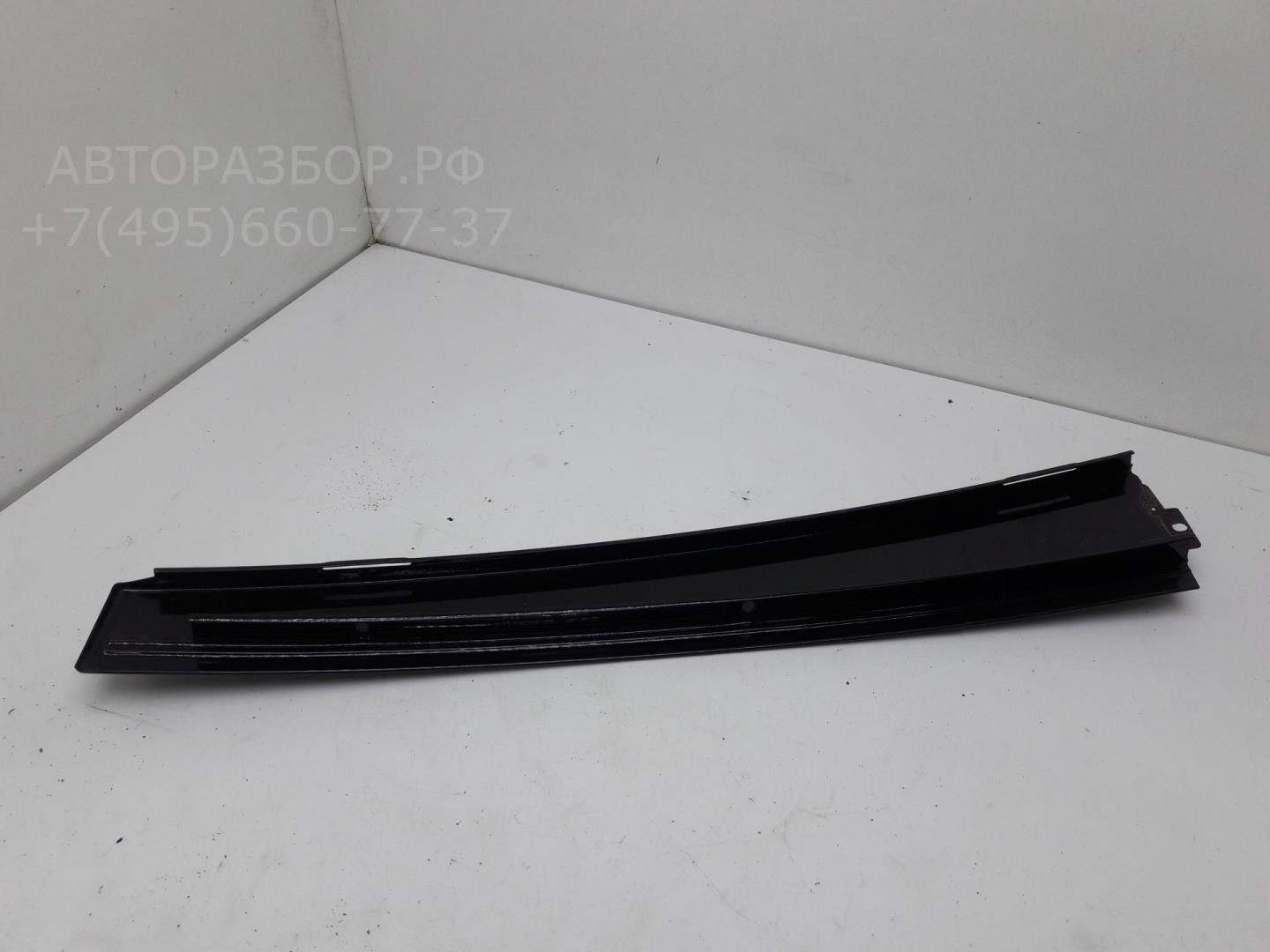 Накладка двери задней левой