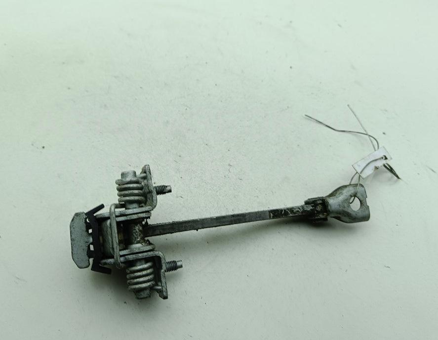 Ограничитель двери