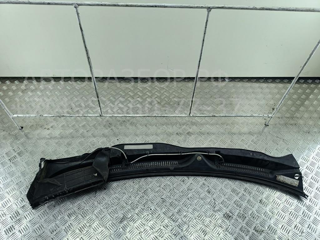 Решетка стеклоочистителей (Жабо)