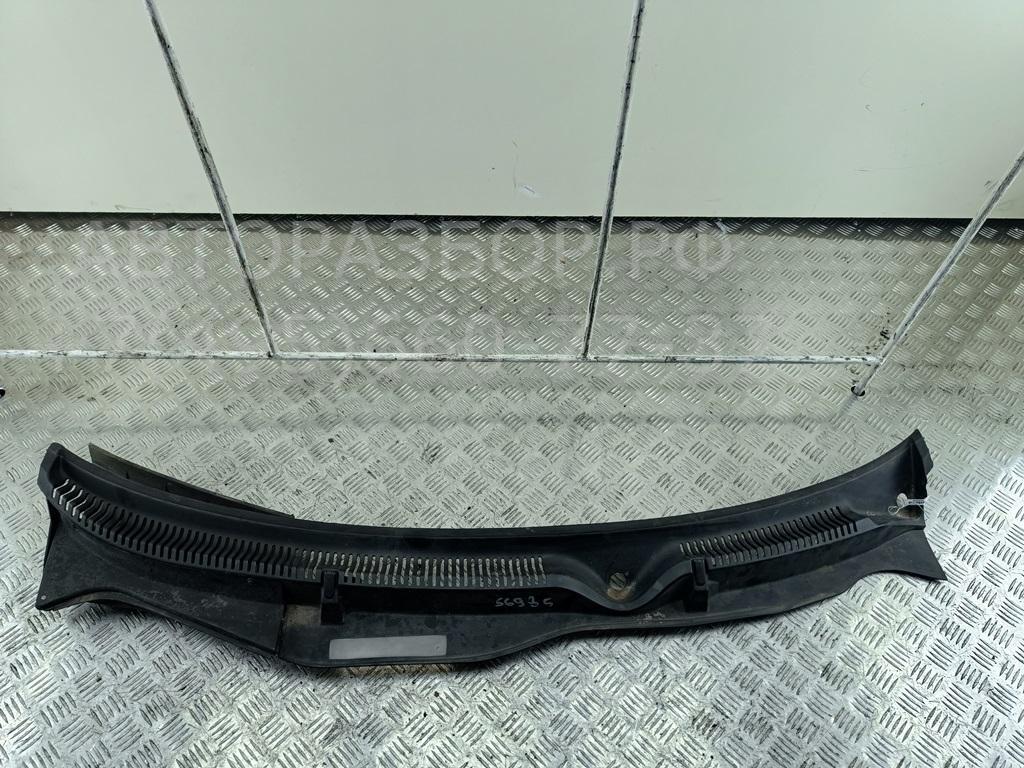 Решетка стеклоочистителей (Жабо)