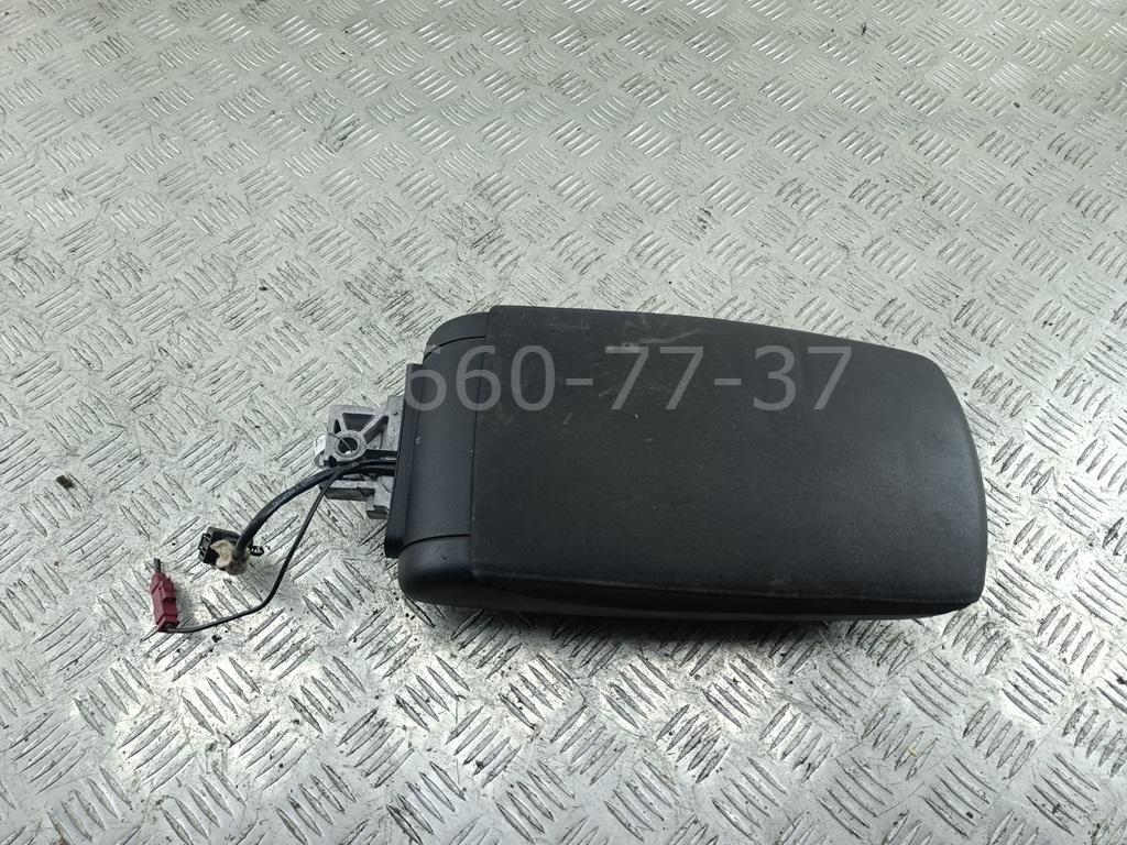 Подлокотник