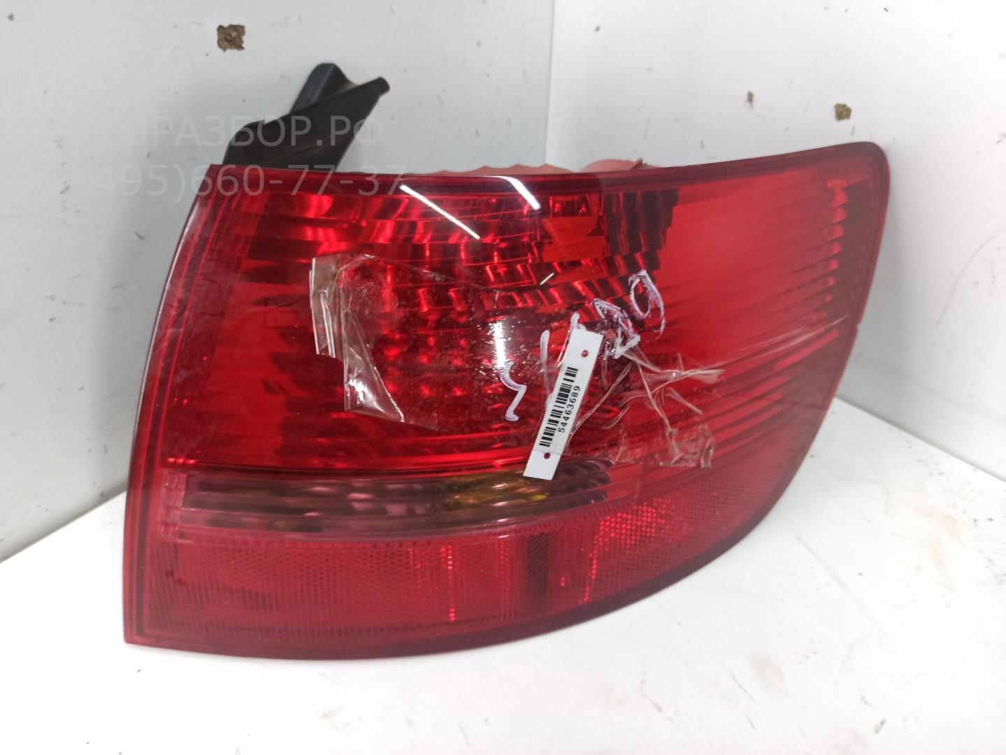Фонарь задний правый