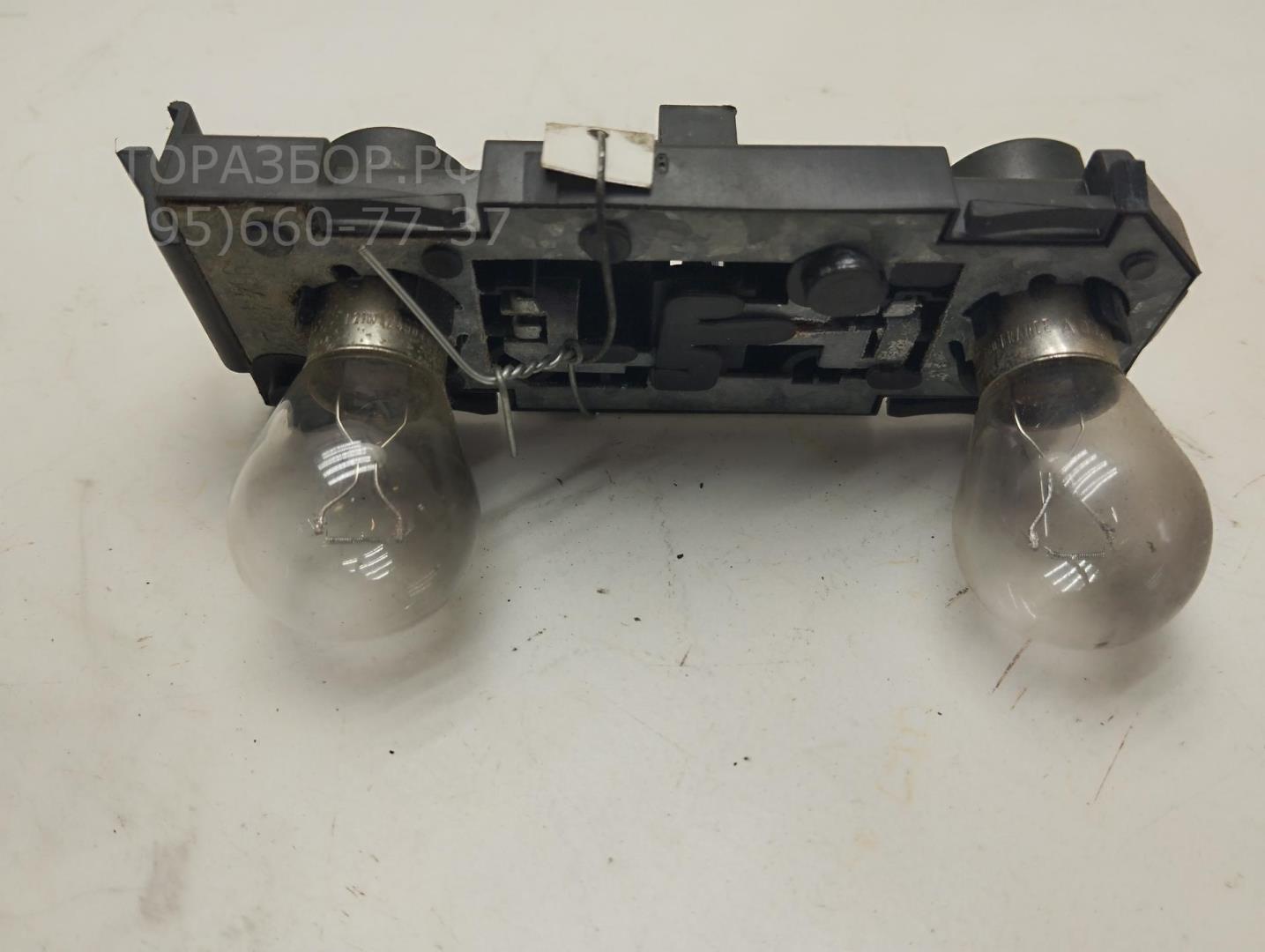 Плата заднего фонаря правого