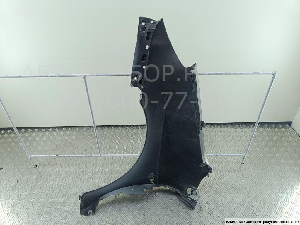 Крыло переднее правое