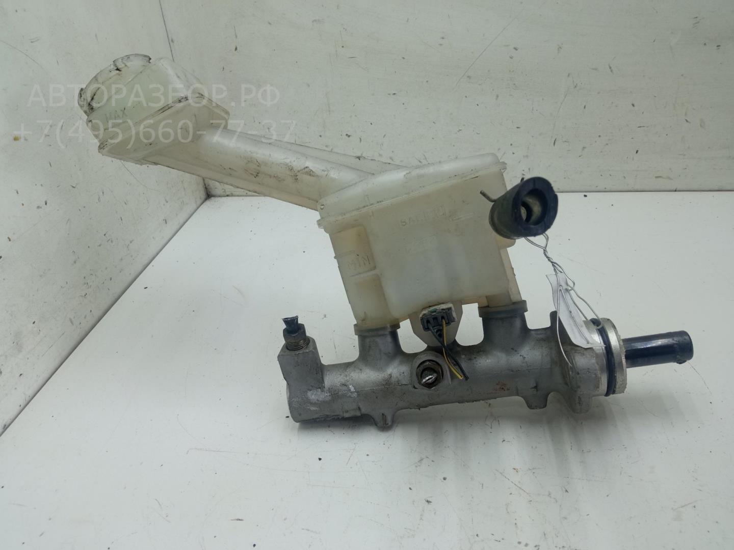 Цилиндр тормозной главный