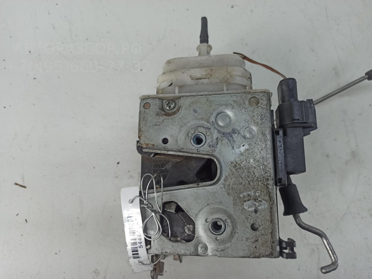 Замок двери передней правой