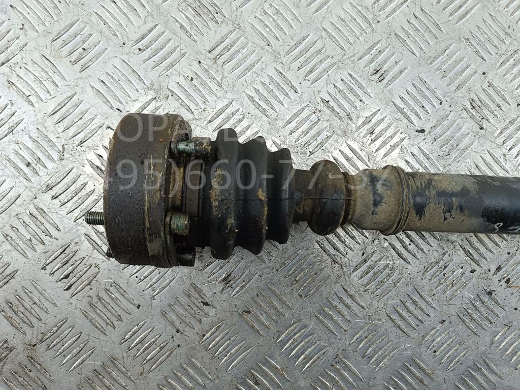 Полуось передняя правая