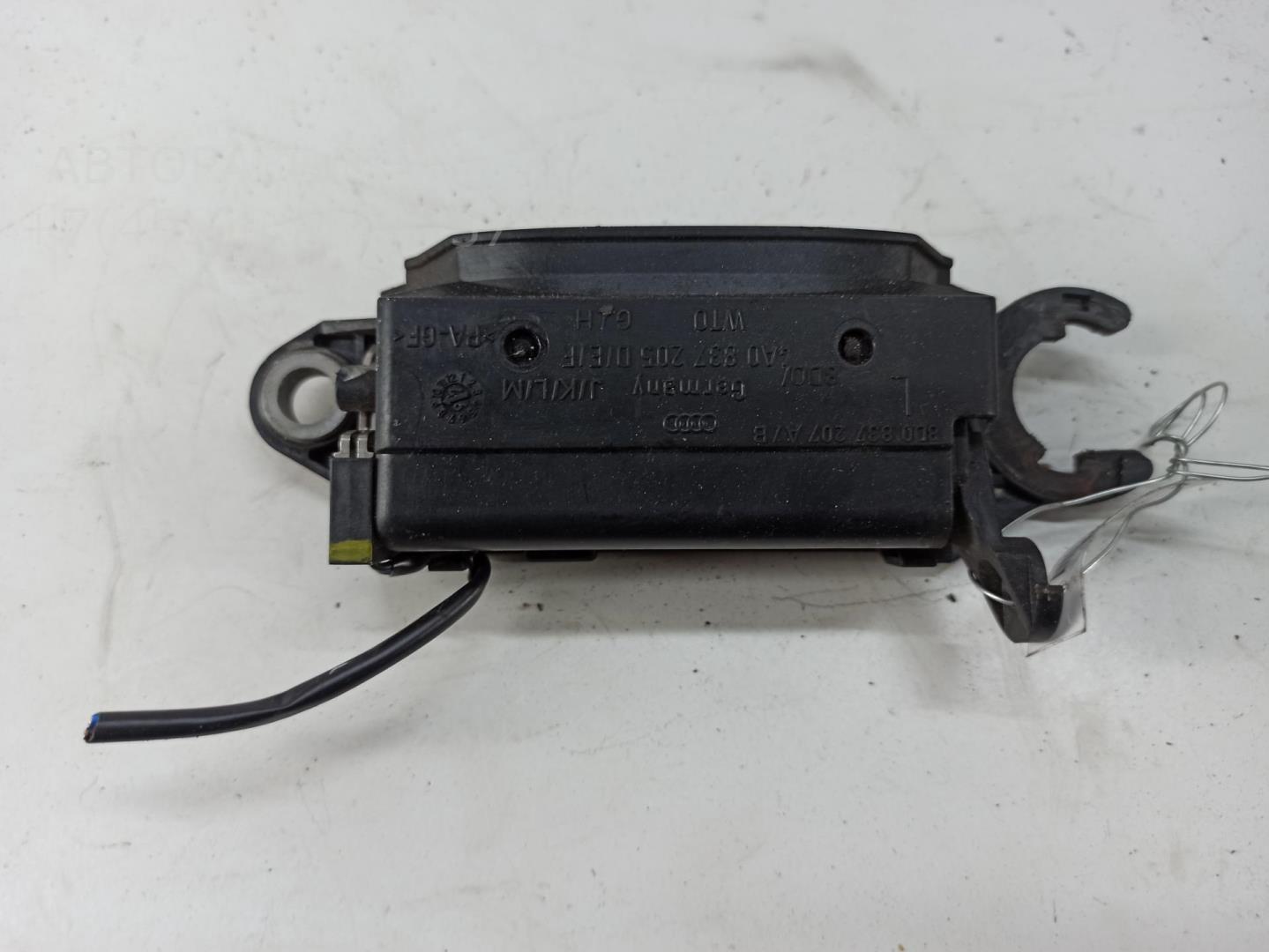 Ручка двери передней наружная левая