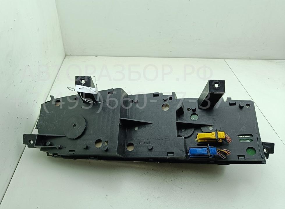 Панель приборов