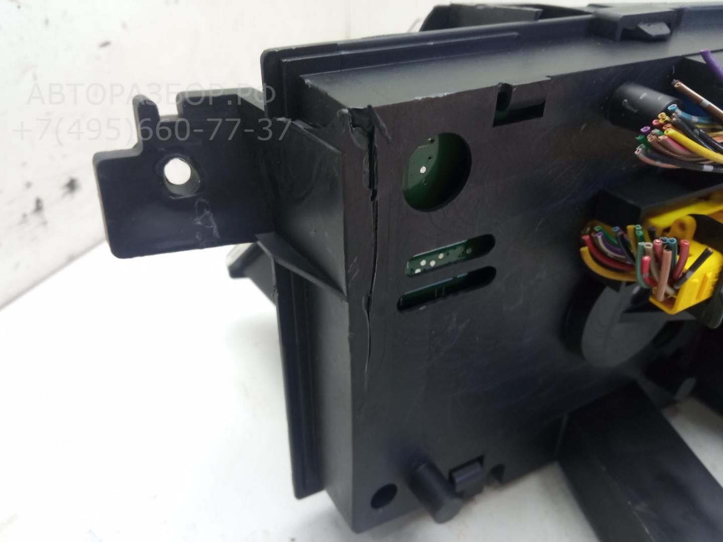 Панель приборов