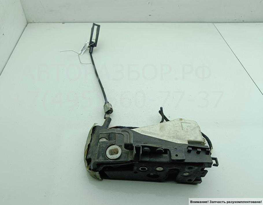 Замок двери передней правой