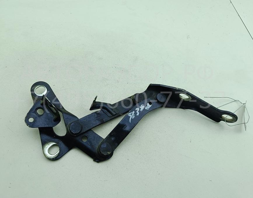 Петля капота правая