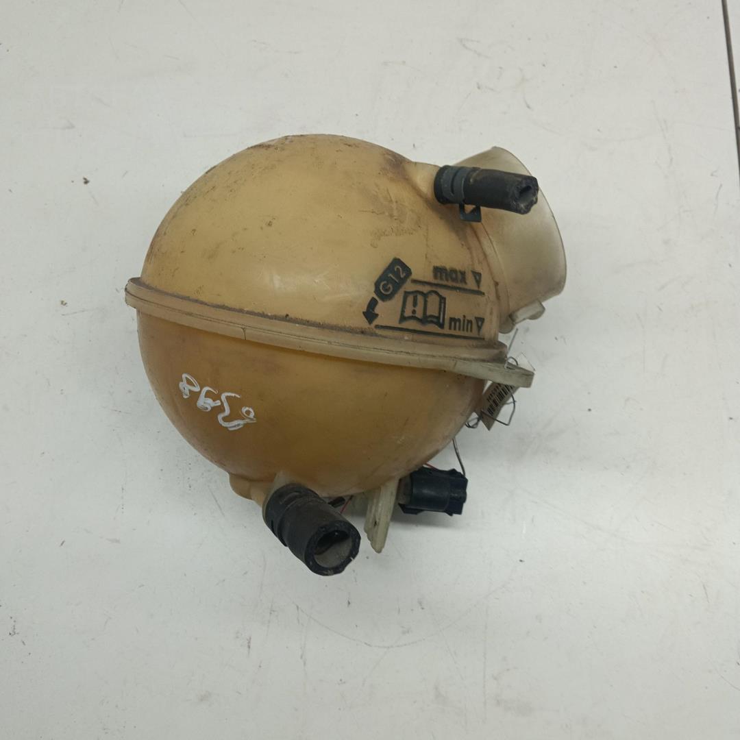 Бачок расширительный